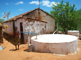 Foto 3 Sistema de boia instalado na comunidade Jardim Cacimbas - PB.jpg